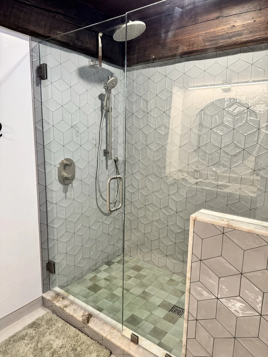Diamond pattern shower tile detail by SB Tile Pro Santa Barbara